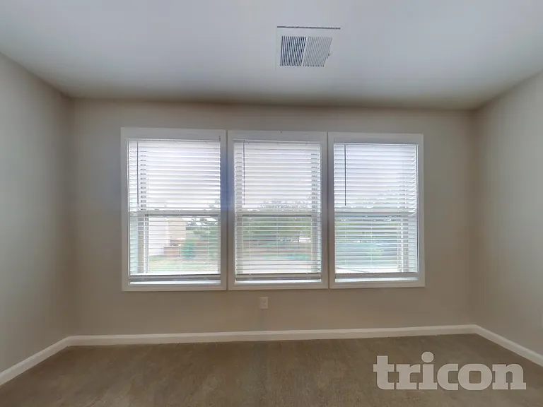 3444 Baylor Cir — Photo 8