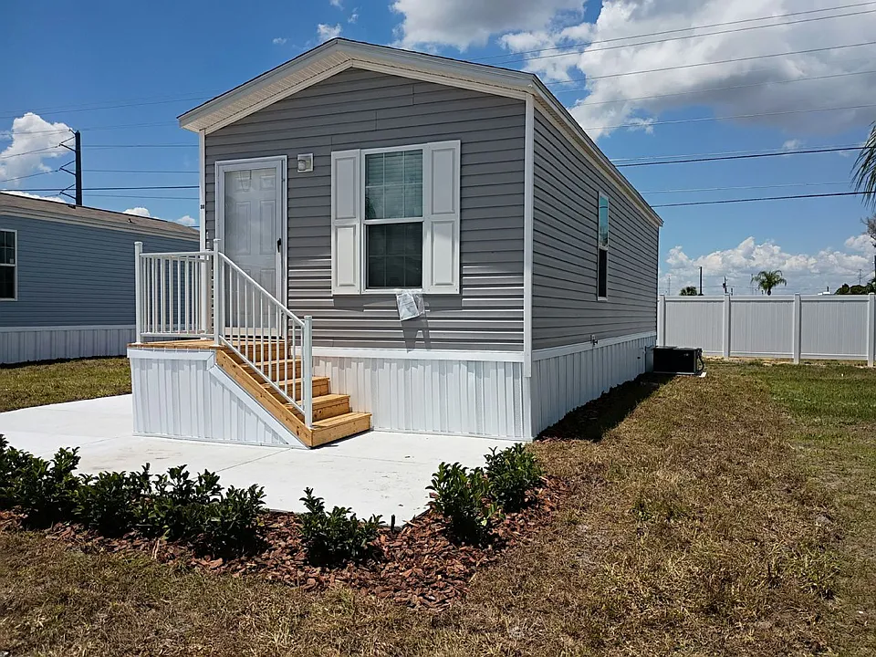 30 North Lakeside #220