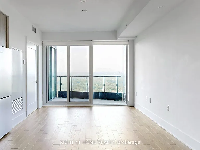 585 Bloor St E #3115 — Photo 5