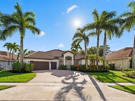 3rd image of 21286 FALLS RIDGE Way