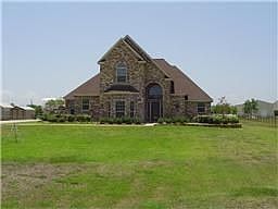 1st image of 4910 Majestic Dr