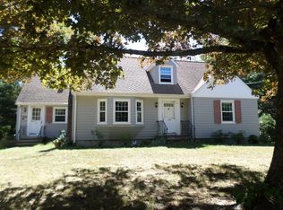 16 Northbridge Rd, Mendon, MA 01756