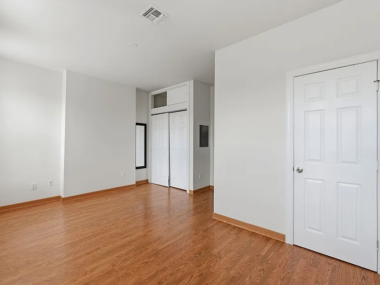 394 Woodlawn Ave #2 — Photo 26