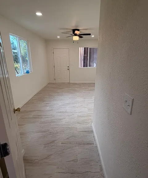 1813 Richard Way #1 — Photo 14