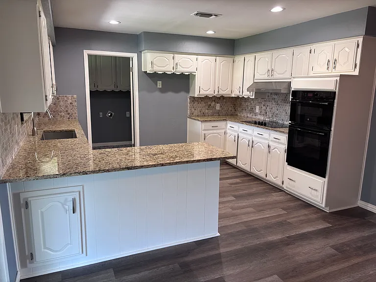 2533 Branch Creek Rd — Photo 3