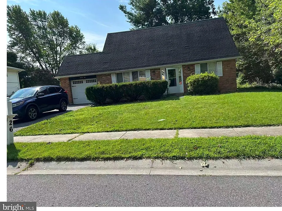 26 Cornwall Dr