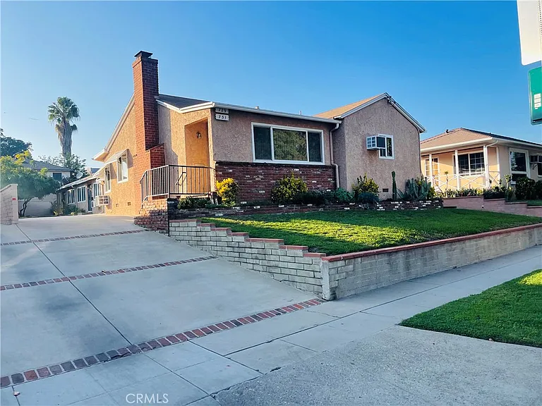 731 S Almansor St — Photo 8