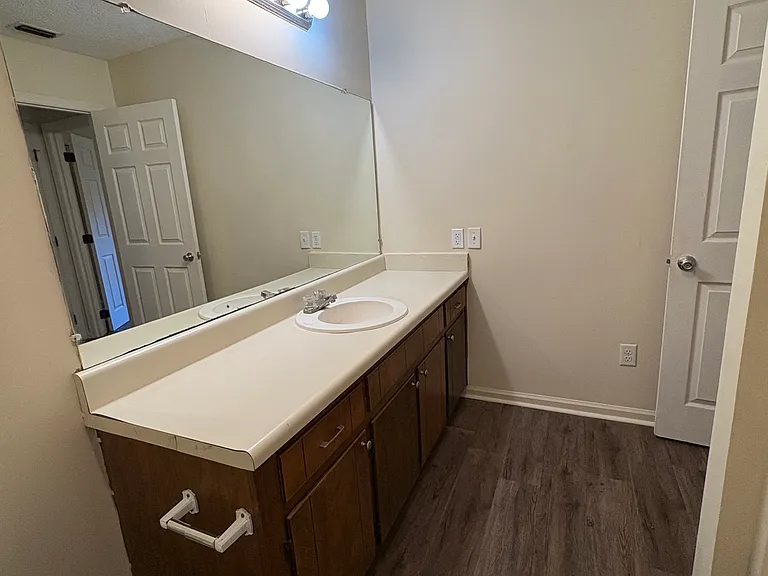 1615 Pine St #1613 — Photo 7