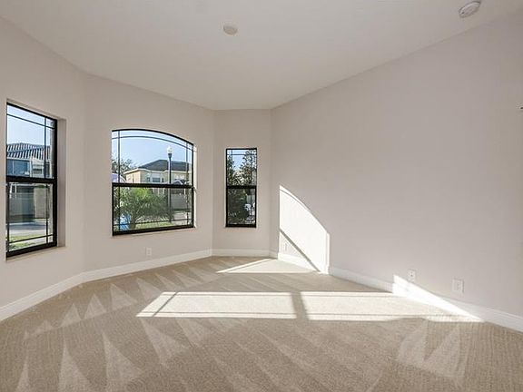 3rd image of 2210 Highwood Ct