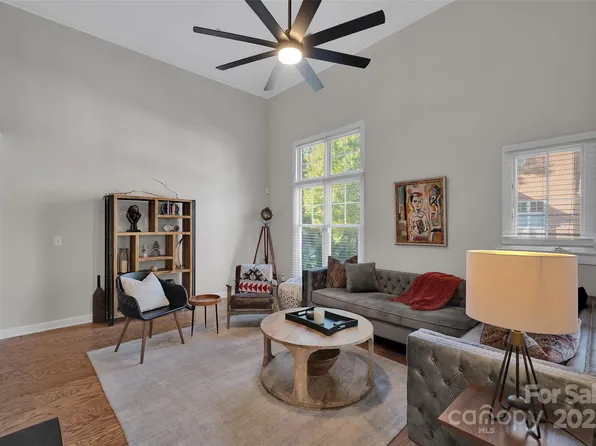 4937 S Hill View Dr, Charlotte, NC 28210