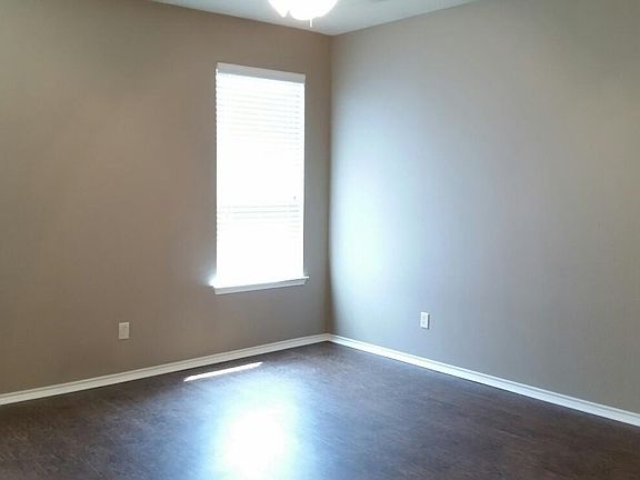 5th image of 1531 San Carlos Dr