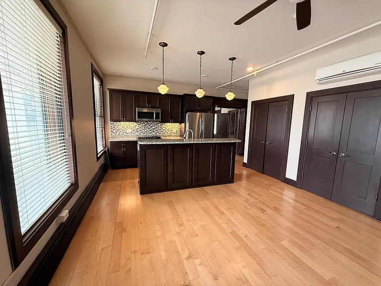 City Club Apartments — Photo 16