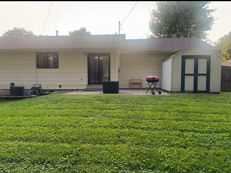 428 Springwood Place Ct — Photo 2