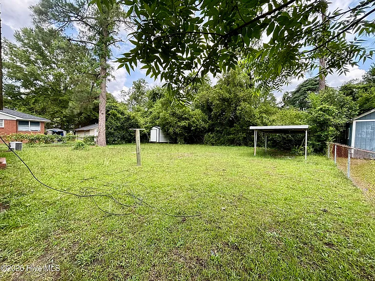2020 Garr Dr — Photo 9