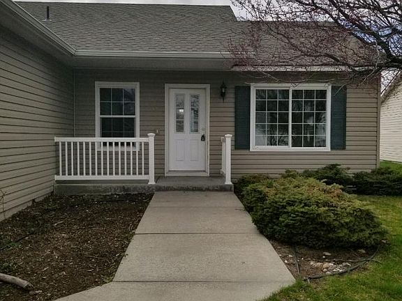 2nd image of 471 N Brushwood Ct