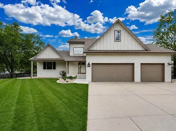 12113 W Ridgepoint Ct, Wichita, KS 67235