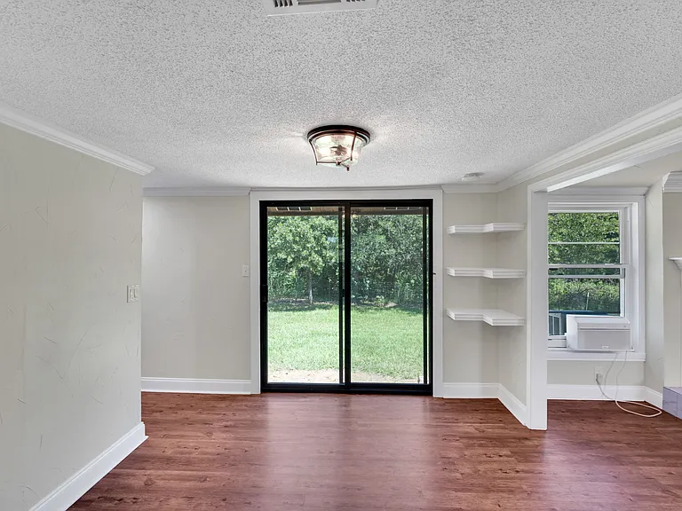 5425 County Road 319 — Photo 5