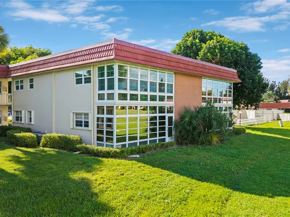 27 Pine Arbor Ln APT 106, Vero Beach, FL 32962