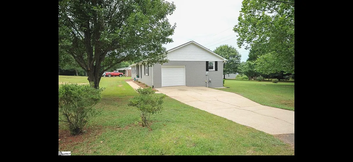 Building Photo - 103 Newman Dr