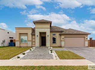 6945 Diamond Cove Dr, Brownsville, TX 78526