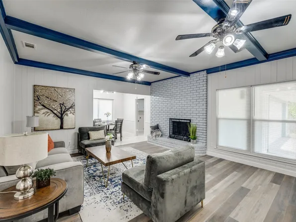 210 Park Ln, Duncanville, TX 75116