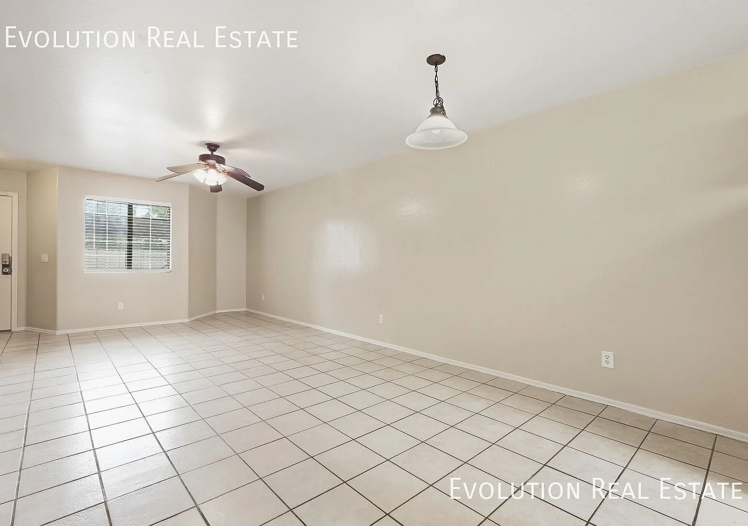 2BR/2.5BA Gated Condo in Mesa All Utilities Included $1,500/month — Photo 4