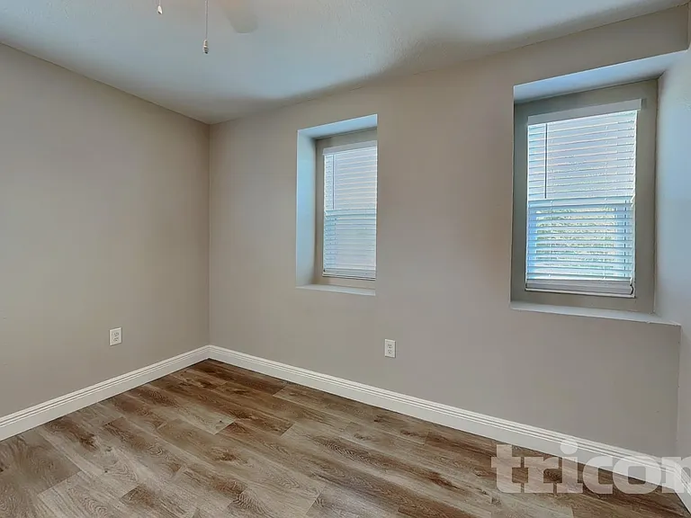 7105 Feather Wood Dr — Photo 9