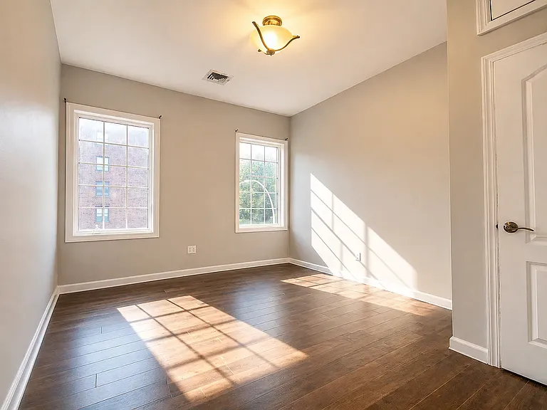 2 Agate Ct #3B — Photo 2