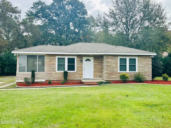 114 Holly St, Warner Robins, GA 31093