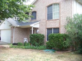 6924 Brookdale Dr, Watauga, TX 76148