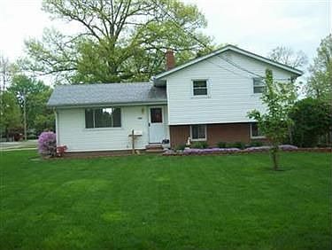 1st image of 711 E 345th St