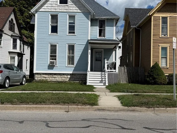 213 Washington Ave, Batavia, NY 14020