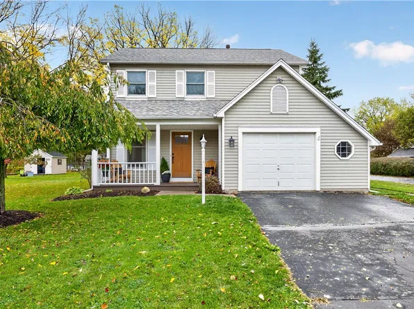 119 Dar Lind Ln, Palmyra, NY 14522
