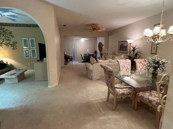 5712 Cottonwood St, Bradenton, FL 34203