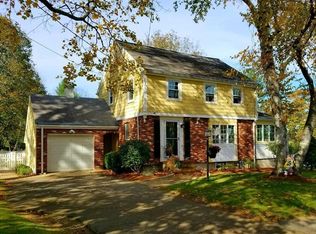 3 Williams Rd, Lynnfield, MA 01940