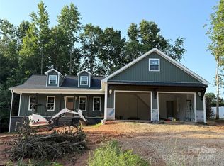 105 Elk Creek Ln, Hudson, NC 28638