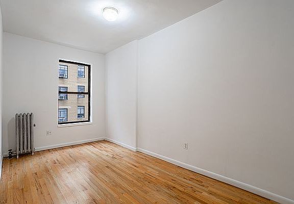 4th image of 6 W 87th St APT 11