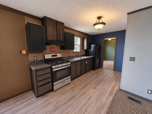 8652 Creek Way #102C, Alanson, MI 49706