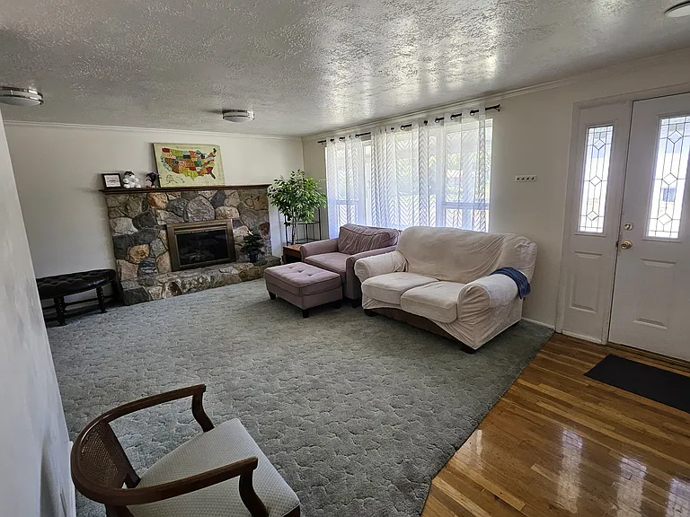 1230 E Manor Cir — Photo 14