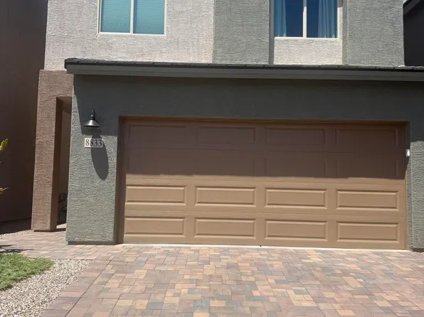 8833 N Sherry Cervi Way, Tucson, AZ 85743