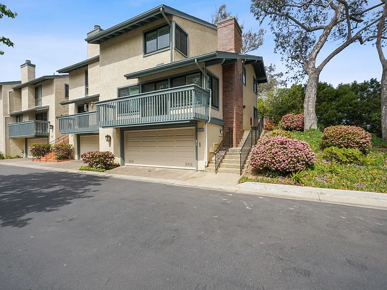 8009 Caminito Gianna — Photo 1