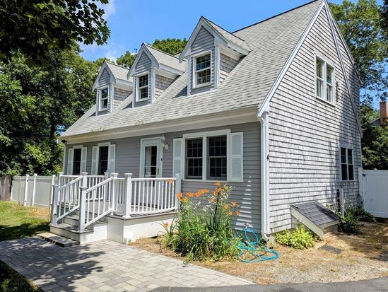 4 Old Colony Way, South Yarmouth, MA 02664