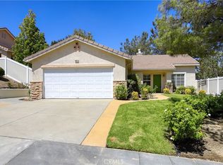 19707 Skyview Ct, Santa Clarita, CA 91351