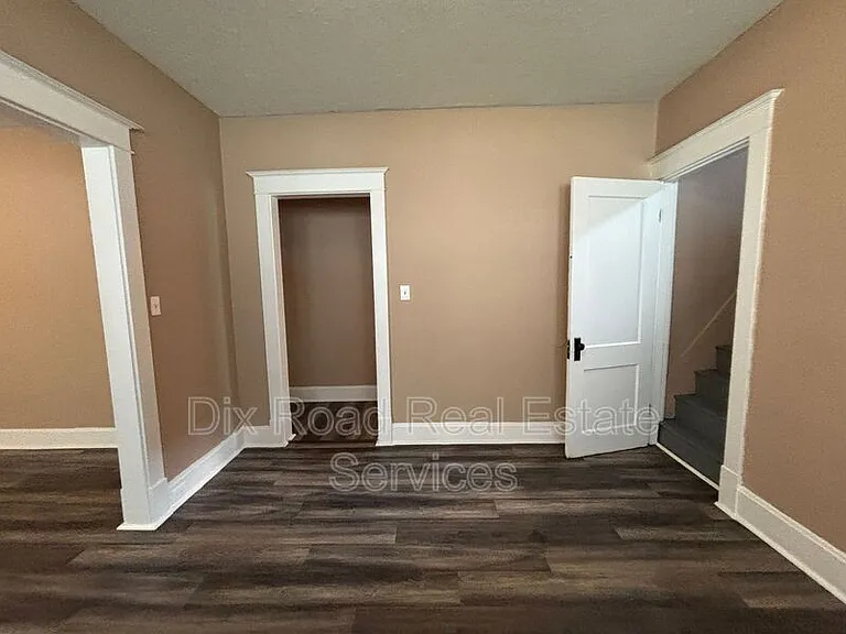 208 Garfield St — Photo 9