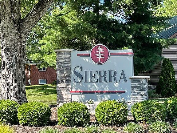 2nd image of 2450 Medera Dr
