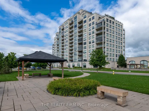 260 Villagewalk Blvd Unit 701, London, ON N6G 0W6