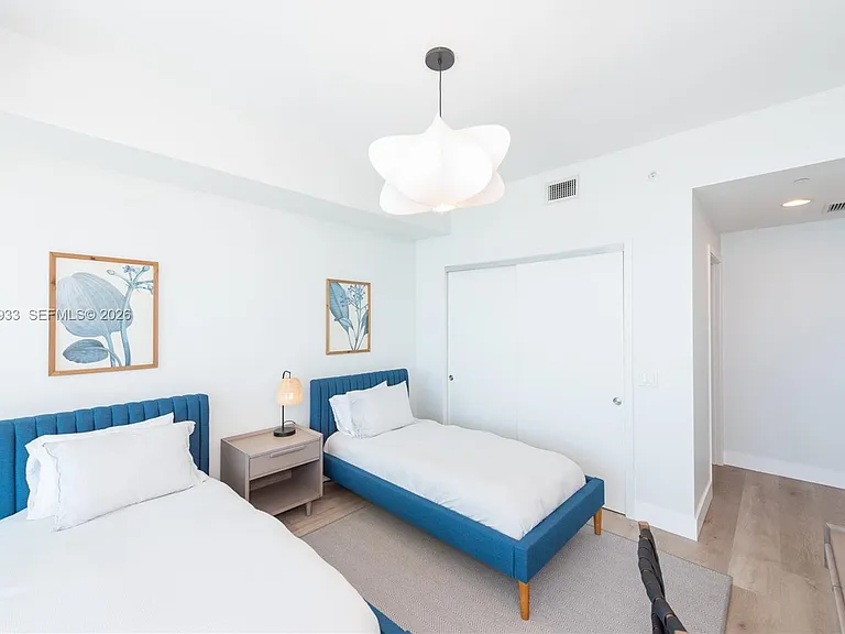 360 Ocean Dr #904S — Photo 17