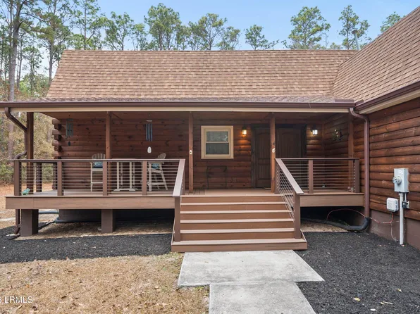 31 Faculty Dr, Ladys Island, SC 29907