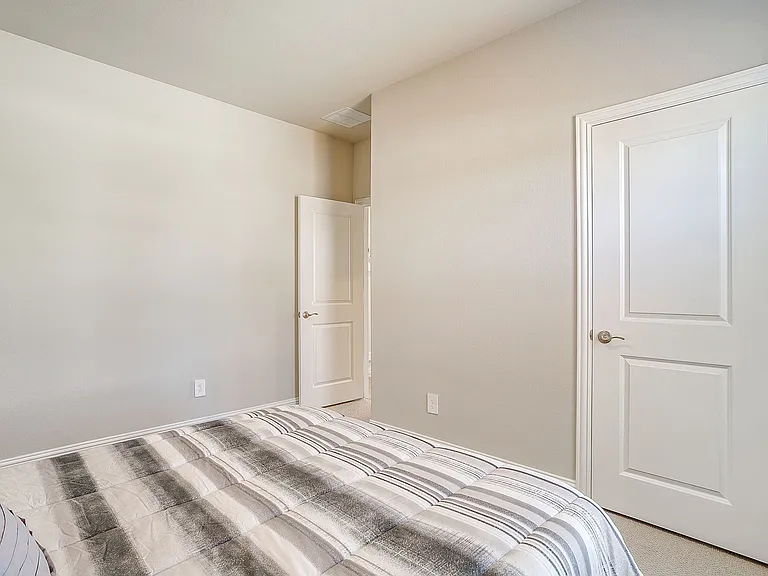 6436 Bronco Rd — Photo 44