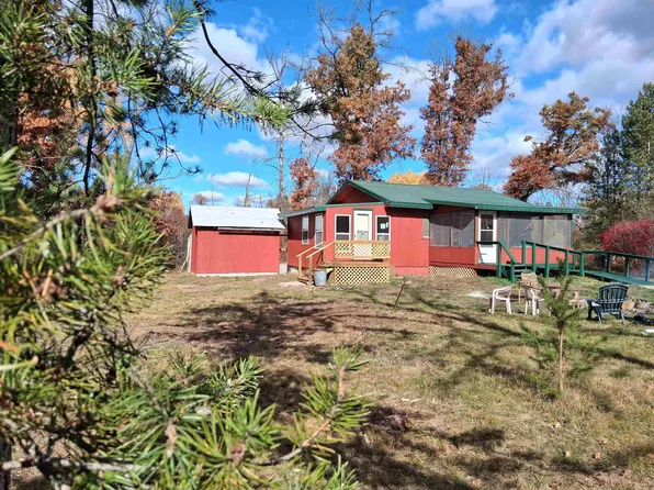 501 Carl Ln, Marion, MI 49665
